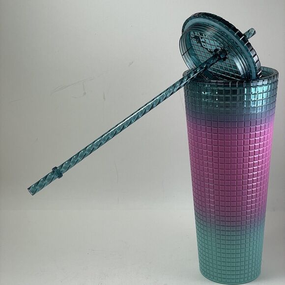 Starbucks 2024 Release Valentine LOVE Smooth Gradient Grid 24oz Tumbler New - Picture 7 of 10